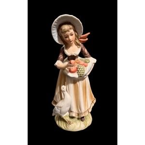 Vintage‎ Lefton Fall/Harvest Country Girl #6988 Porcelain Figurine 7.5"